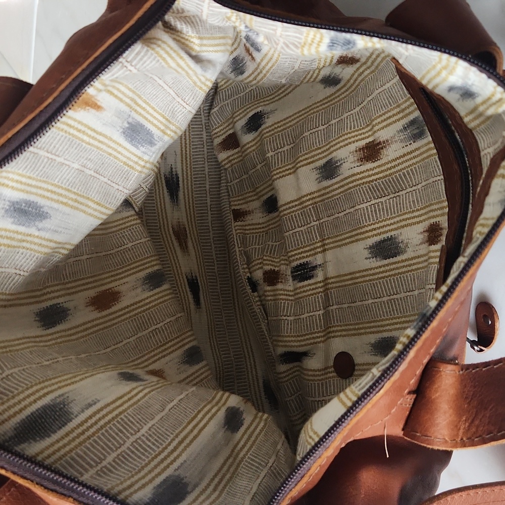 Nena & Co. Brown Leather Bag with Colorful Embroidery - Picture 5 of 12